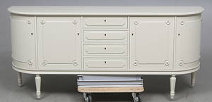 SIDEBOARD, gustaviansk stil, 1900-tal-.