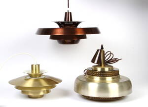 Lampeproducent. Tre pendler af messing og metal 3