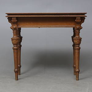 SPELBORD, nyrenässans, omkring 1900.
