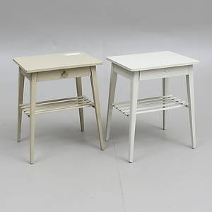 SÄNGBORD, ett par, 1900-talets mittandra hälft.