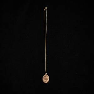 Halsband, med berlock