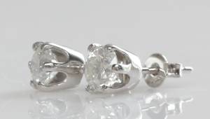 Par brillantørestikker, ca. 1.60 ct. 2