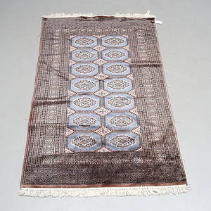 MATTA, orientalisk, ca 180 x 118 cm.