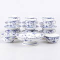 MOCKASERVIS, 27 delar, porslin, Musselmalet, Royal Copenhagen.