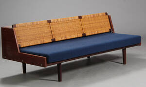 Hans J. Wegner 1914-2007. Briks af teaktræ
