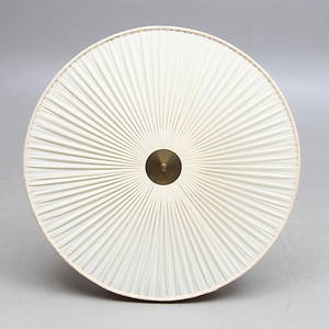 LJUSPLAFOND, 1900-talets första hälft.