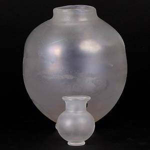 VASER, 2 st. Glas, Bengt Heintze, Kosta, 1980-83, signerade.