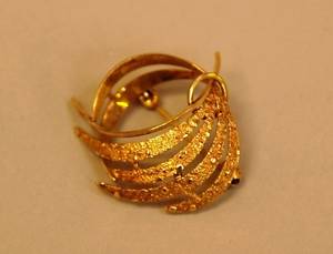 BROSCHE 333 GELBGOLD.