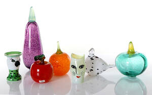 KONSTGLAS, SJU DELAR