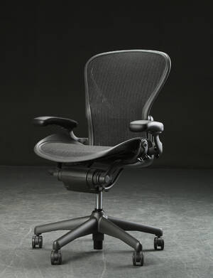 Donald Chadwick  William Stump. Multijusterbar kontorstol, model Aeron B