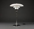 Poul Henningsen. PH 32 bordlampe 