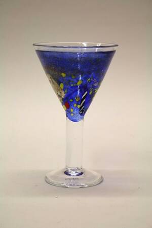 Konstglas