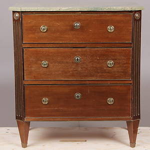 BYRÅ, med stenskiva, sengustaviansk stil, 1900-tal.