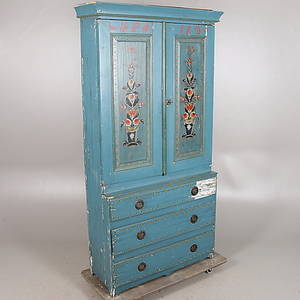 SKÅP, allmoge, daterad 1823.