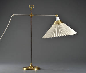 Kaare  Esben Klint. Bordlampe, model 319