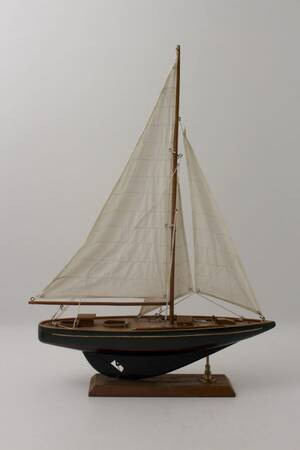 Båtmodell, längd 45