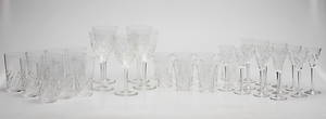 GLASSERVIS, 38 delar, rutslipad dekor, 1900-tal.