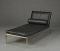 Rune Krøjgaard  Knut Bendik Humlevik for NORR11. Chaiselongue model Man, rustfrit stål og sort læder 