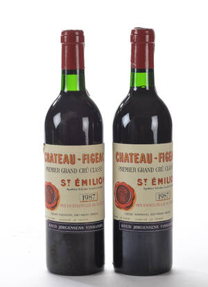 2 fl. Chateau Figeac 1987 Saint-Emilion Grand Cru Classè