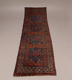 GALLERIMATTA, handknuten, 1900-tal, 108 x 318 cm.