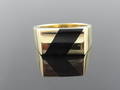 MENS ONYX RING 18k gold.