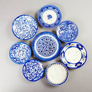 Tallrikar och assietter persiska