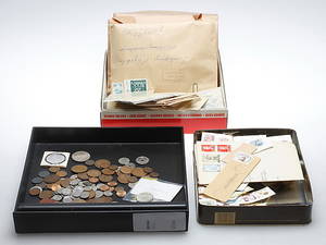 MYNT och FRIMÄRKEN.