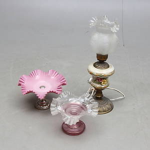 BORDSLAMPA, SKÅLAR, på fot 2 st, 1900-tal.