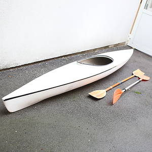 KAJAK, plast, 1900-tal.