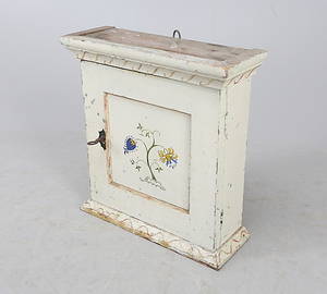 VÄGGSKÅP, 1800-tal.