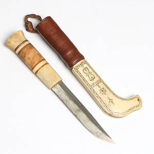 SAMEKNIV, horn och läder, nordsamisk, signerad E.S, 1900-tal.