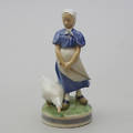 FIGURIN, flicka med gås, Royal Copenhagen.