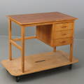 SKRIVBORD i bok 195060-tal.