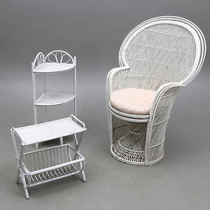 FÅTÖLJ, HÖRNYLLA samt TIDNINGSHYLLA, rotting, 1900-talets slut.