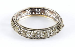 ARMRING, sterlingsilver med markasiter.