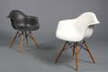Charles Eames. To armstole, model DAW. 2