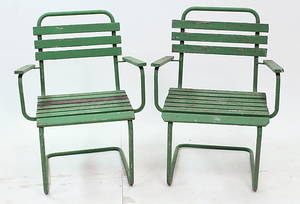 TRÄDGÅRDSSTOLAR, 2 st metall och trä.