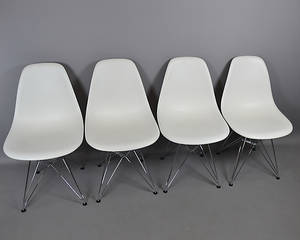 CHARLES  RAY EAMES. VIER DSR STÜHLE VITRA.