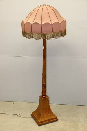 Golvlampa