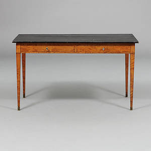 SKRIVBORD, sengustavianskt 1800-talets förra hälft.
