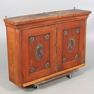 VÄGGSKÅP, allmoge. 1800-tal.