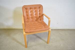 Fåtölj böjträskinn, höjd 83 cm, bredd 59 cm