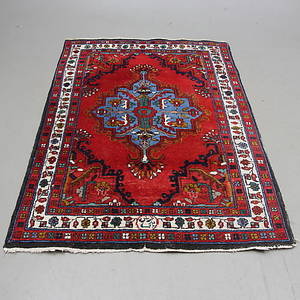 MATTA, orientalisk, ca 190 x 132 cm.