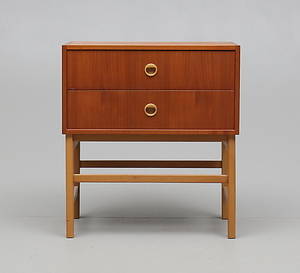 BYRÅ, teak, 1950-tal.