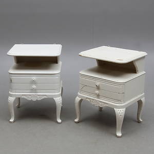 SÄNGBORD, 1 par, rokokostil, 1900-tal.