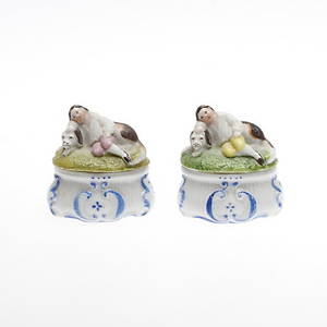 SALTKAR, ett par, flintgods, troligen England, 18001900-tal.