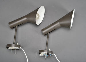 Arne Jacobsen 1902-1971. To AJ væglampetter 2