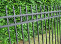 Hegn med spir og stolper - Aluminium - Højde 160 cm. Bredde ca. 10 mtr