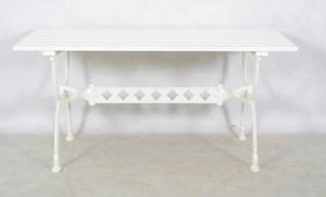 TRÄDGÅRDSBORD, bemålad metall, Byarum.