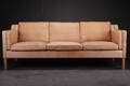 Stouby. Tre-pers. sofa med bøffellæder, model Eva 
